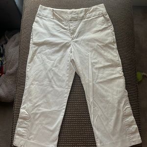 EUC banana republic dressy capris size 2 pale khaki